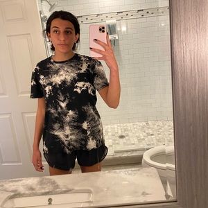 Tie dye tee!!